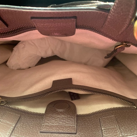 🔶🔶🔶100% Authentic Gucci Beige Supreme Tiger Patch Paramour Tote Crossbody - Picture 5 of 6